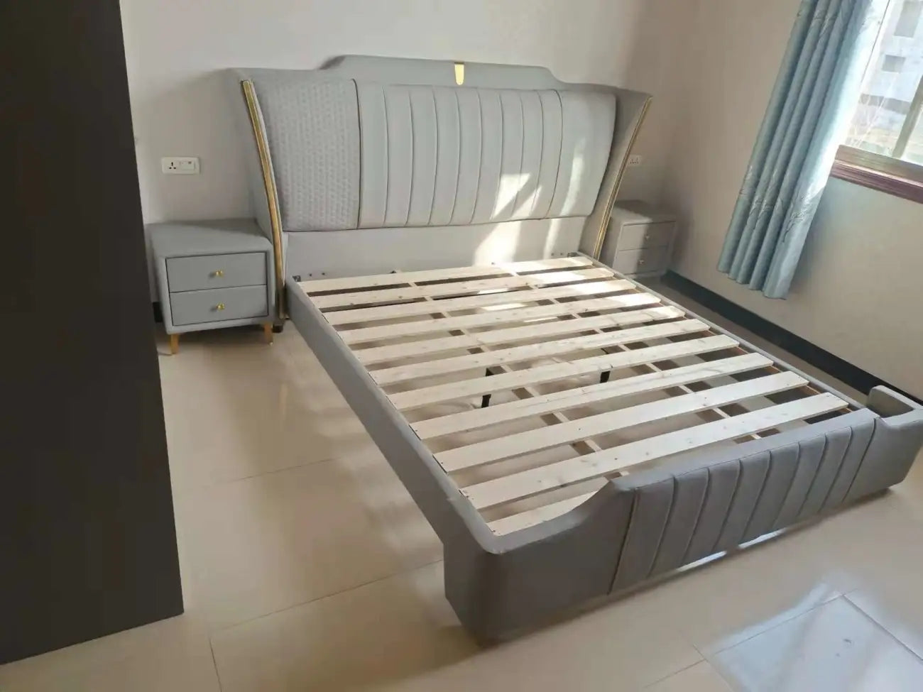 Кожаная кровать XMSY12