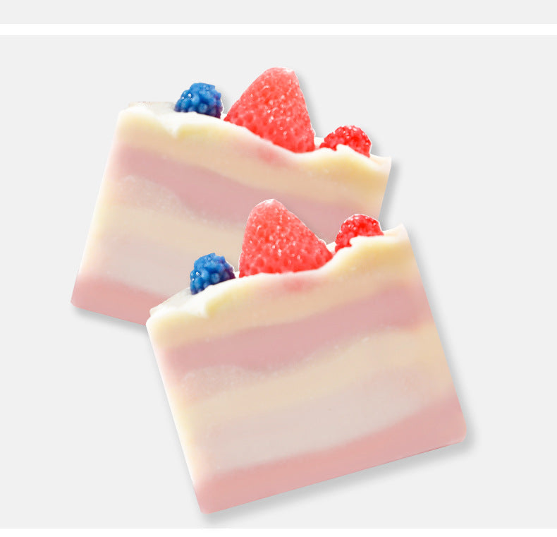 Vegetable Oil Strawberry Cake Essential Oil Cold Process Handmade Soap Refreshing Oil Control Unisex Cleansing Soap Cold Soap