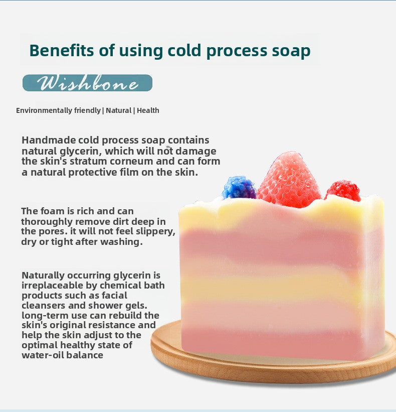 Vegetable Oil Strawberry Cake Essential Oil Cold Process Handmade Soap Refreshing Oil Control Unisex Cleansing Soap Cold Soap
