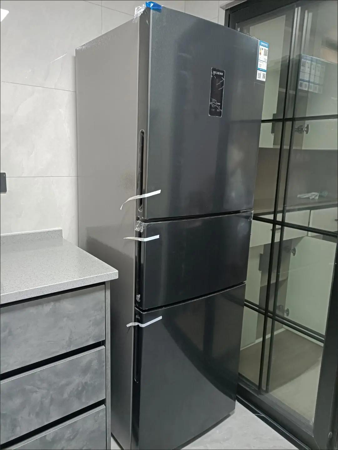 Meiling Refrigerator 270L 3 doors no frost BCD-270WP3CX