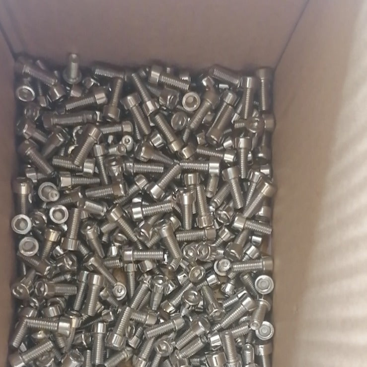 Bike Shelf Water Bottle Cage for Stainless Steel Screw 5 * 12mm Hexagon Socket Head Cap Screw