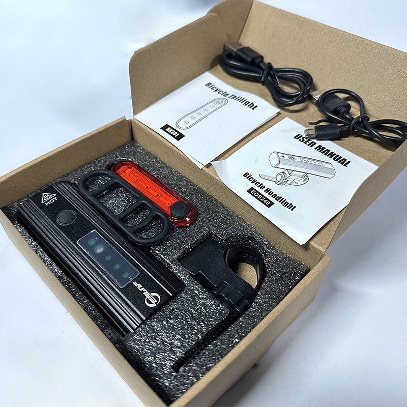 Intelligent Light Sense Bicycle Light Lighting Cycling Fixture Aluminum Alloy Bicycle Headlight 700 Lumen USB Cycling Light
