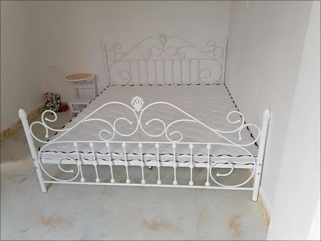 Metal Bed high tail JRJP01