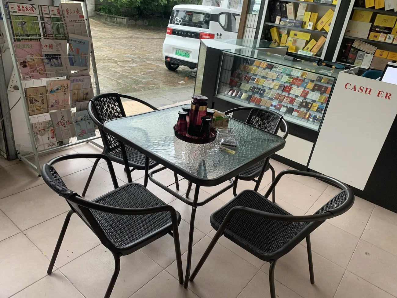 Outdoor Chair and Table Set LD05
