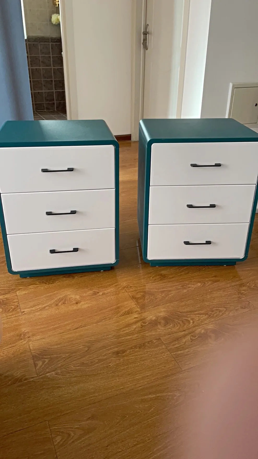 3 drawer MDF Nightstand Bedside Table XD02